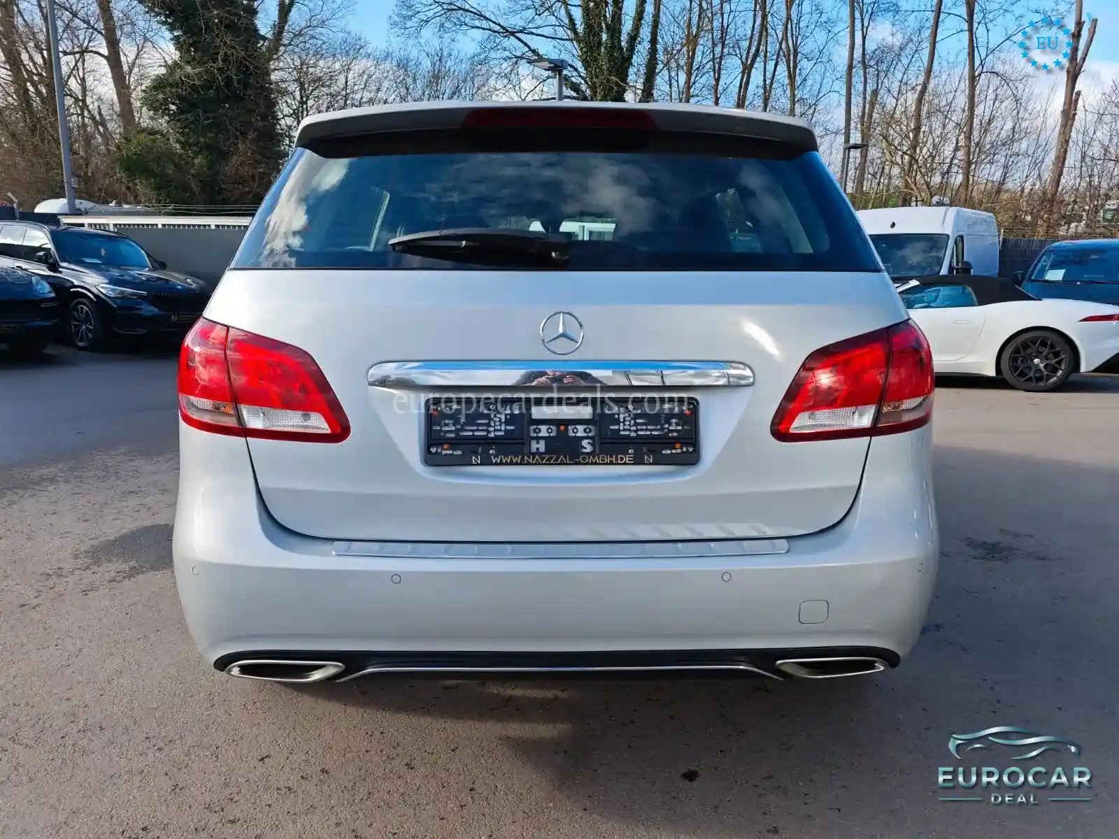 Mercedes-Benz B 180