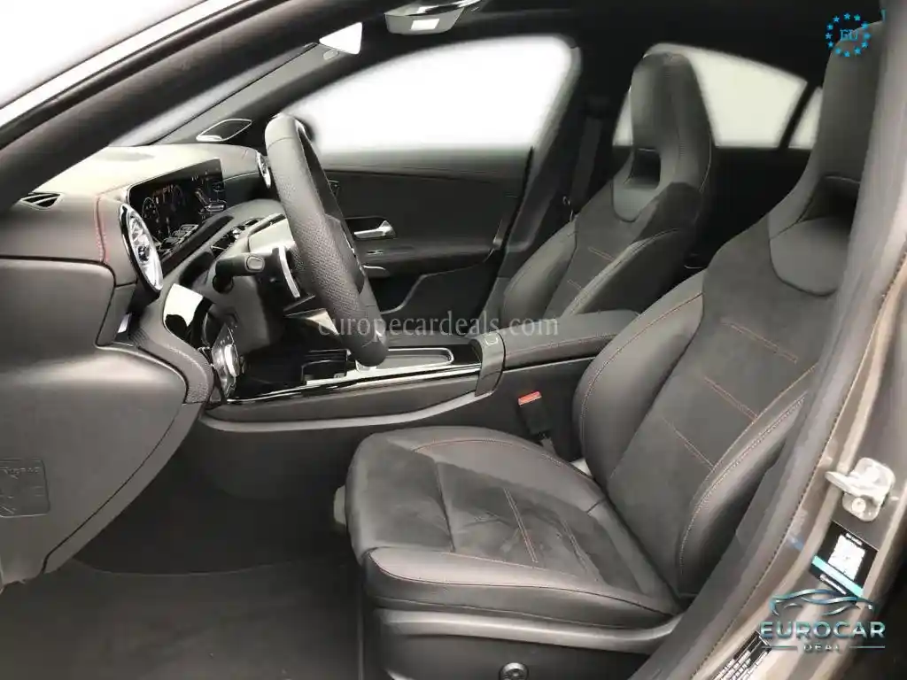 Mercedes-Benz CLA 220