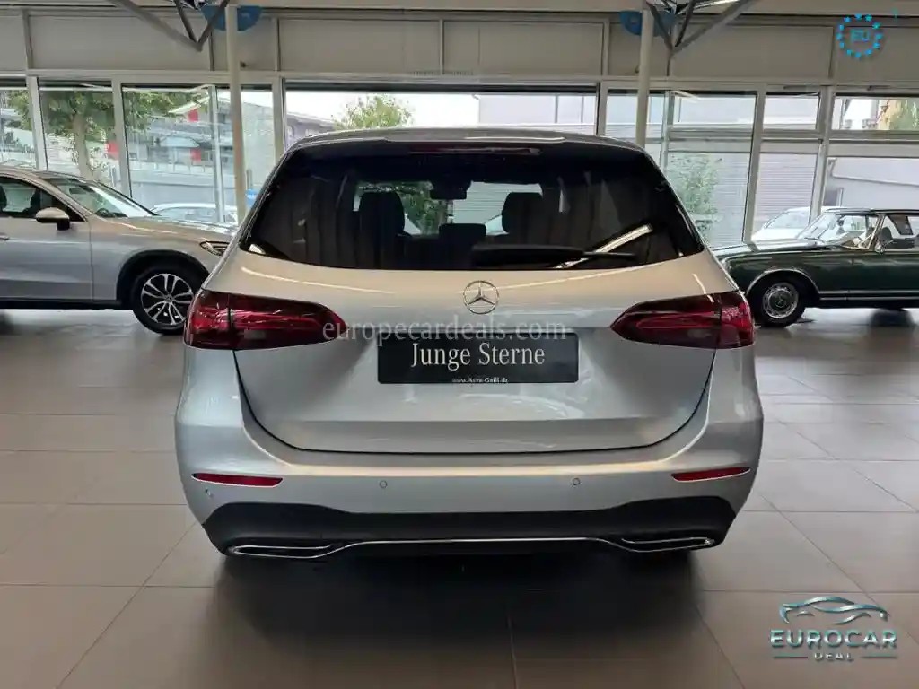 Mercedes-Benz B 220