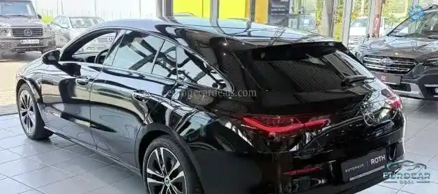 Mercedes-Benz CLA 180 Shooting Brake