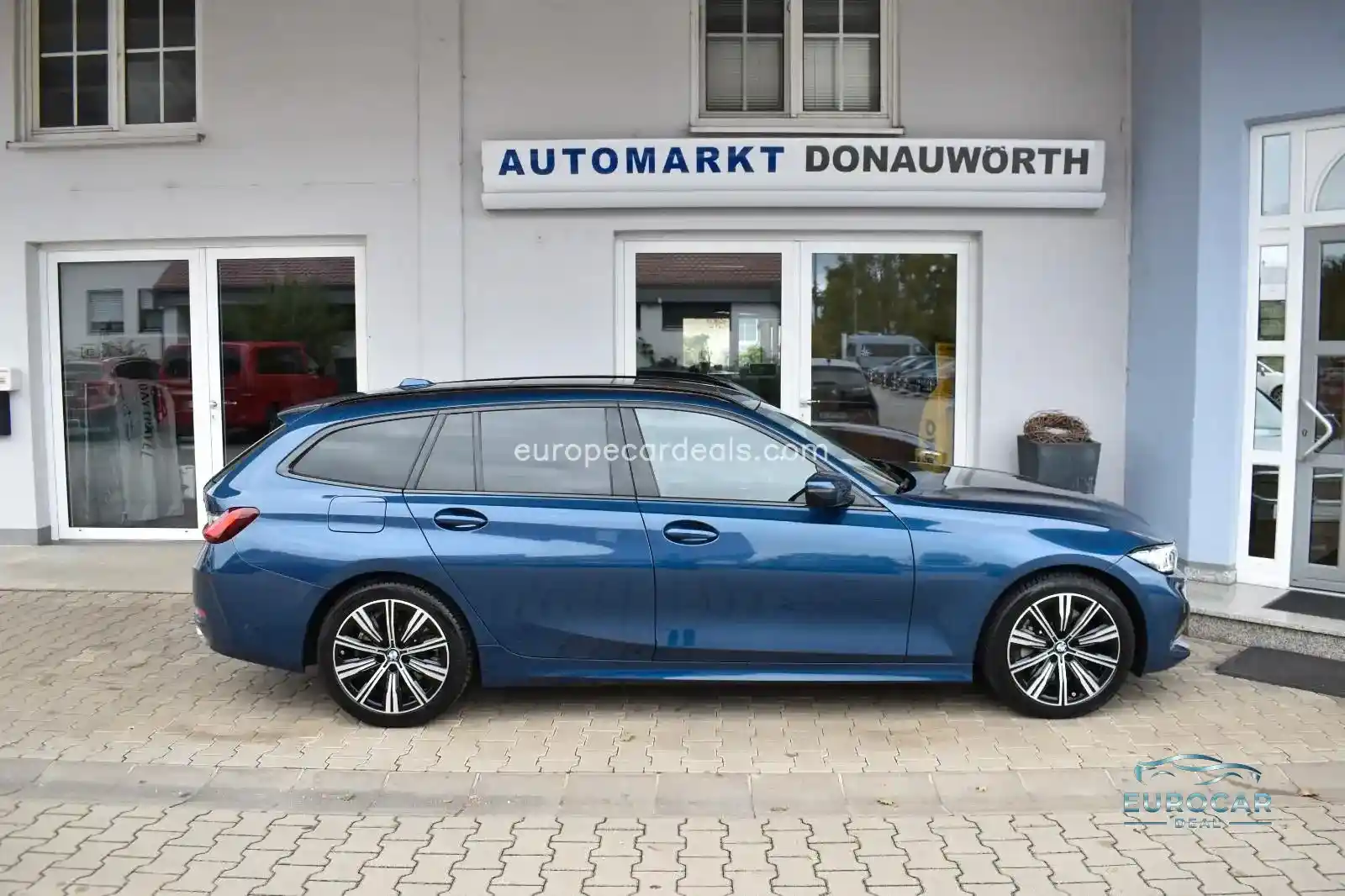 BMW 330