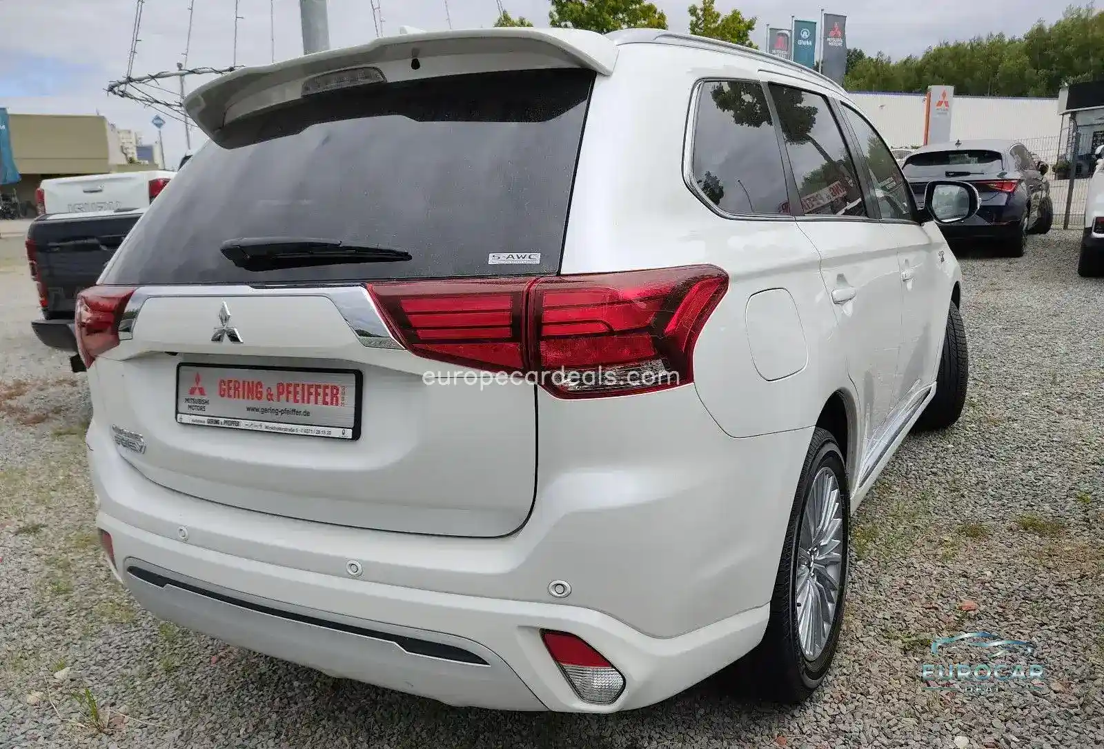 Mitsubishi Plug-in Hybrid Outlander