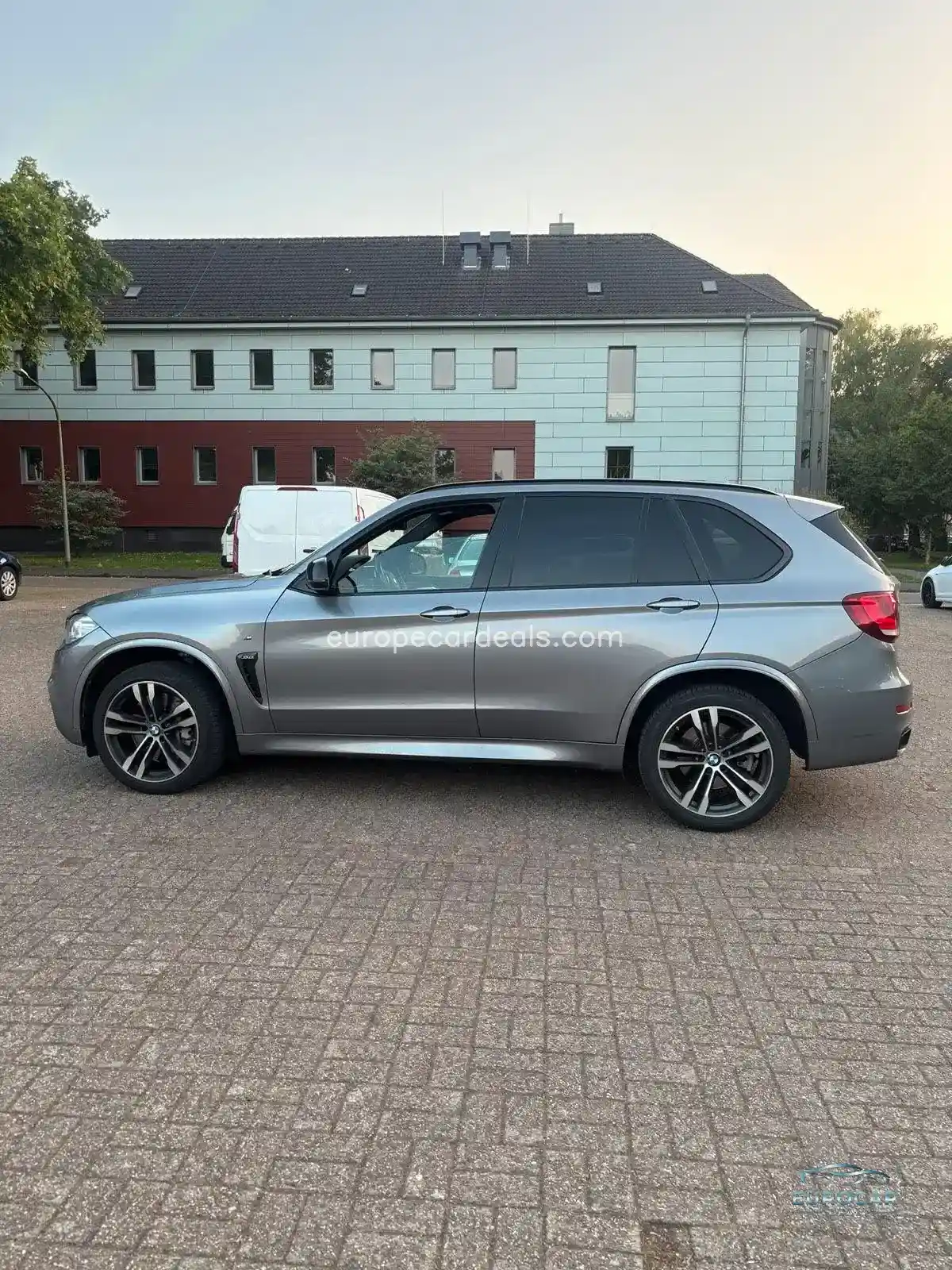 BMW X5 M50
