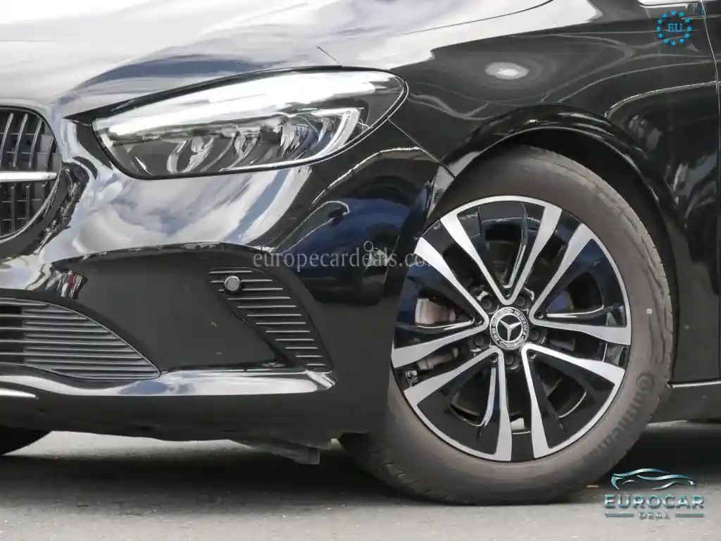 Mercedes-Benz B 220