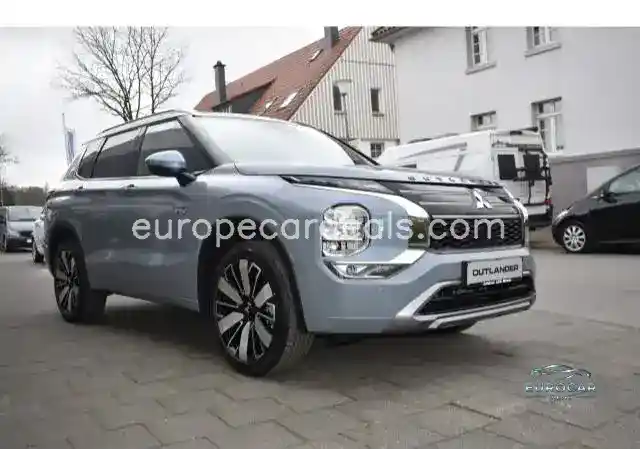 Mitsubishi Plug-in Hybrid Outlander