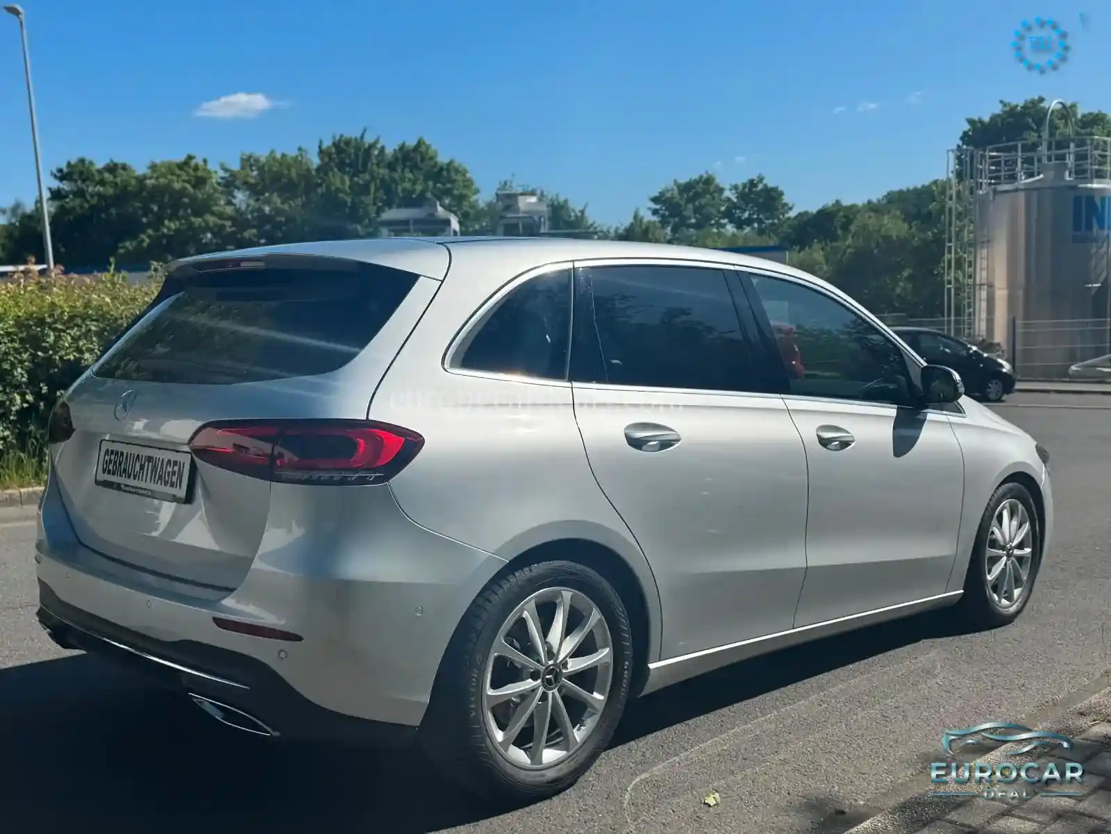 Mercedes-Benz B 200