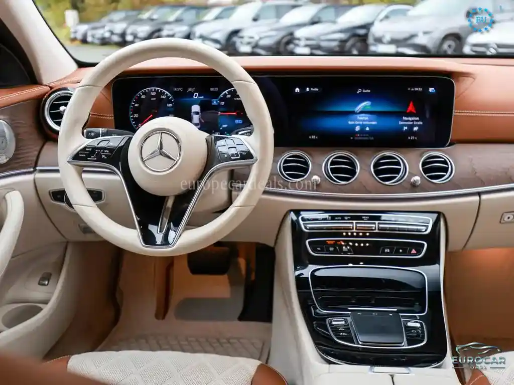 Mercedes-Benz E 300