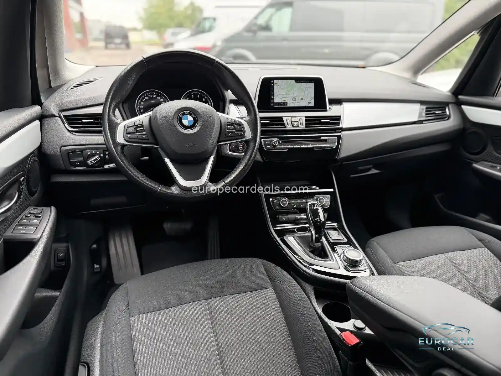 BMW 218