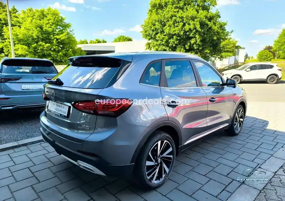 MG ZS