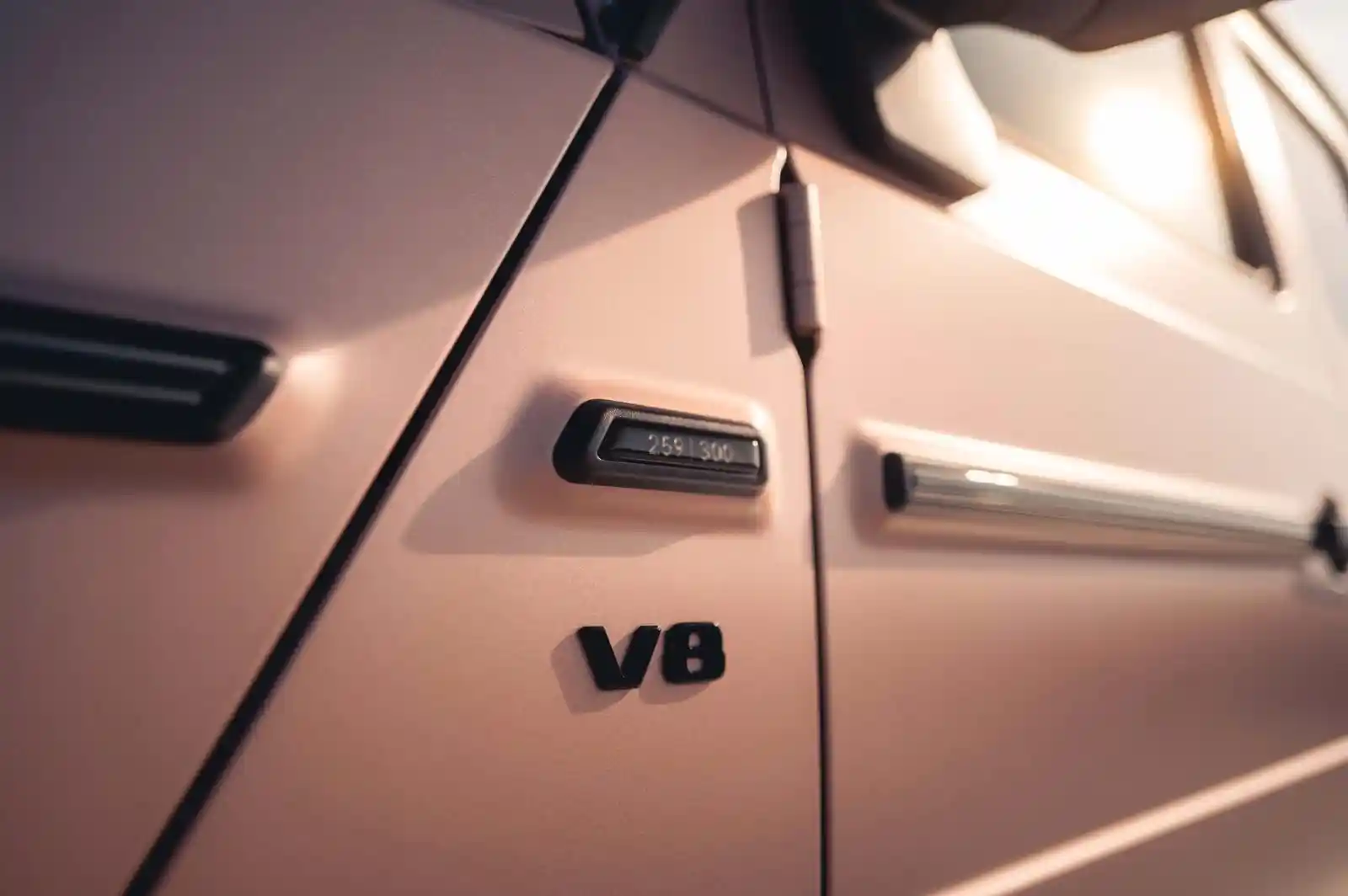 Mercedes-Benz G 500