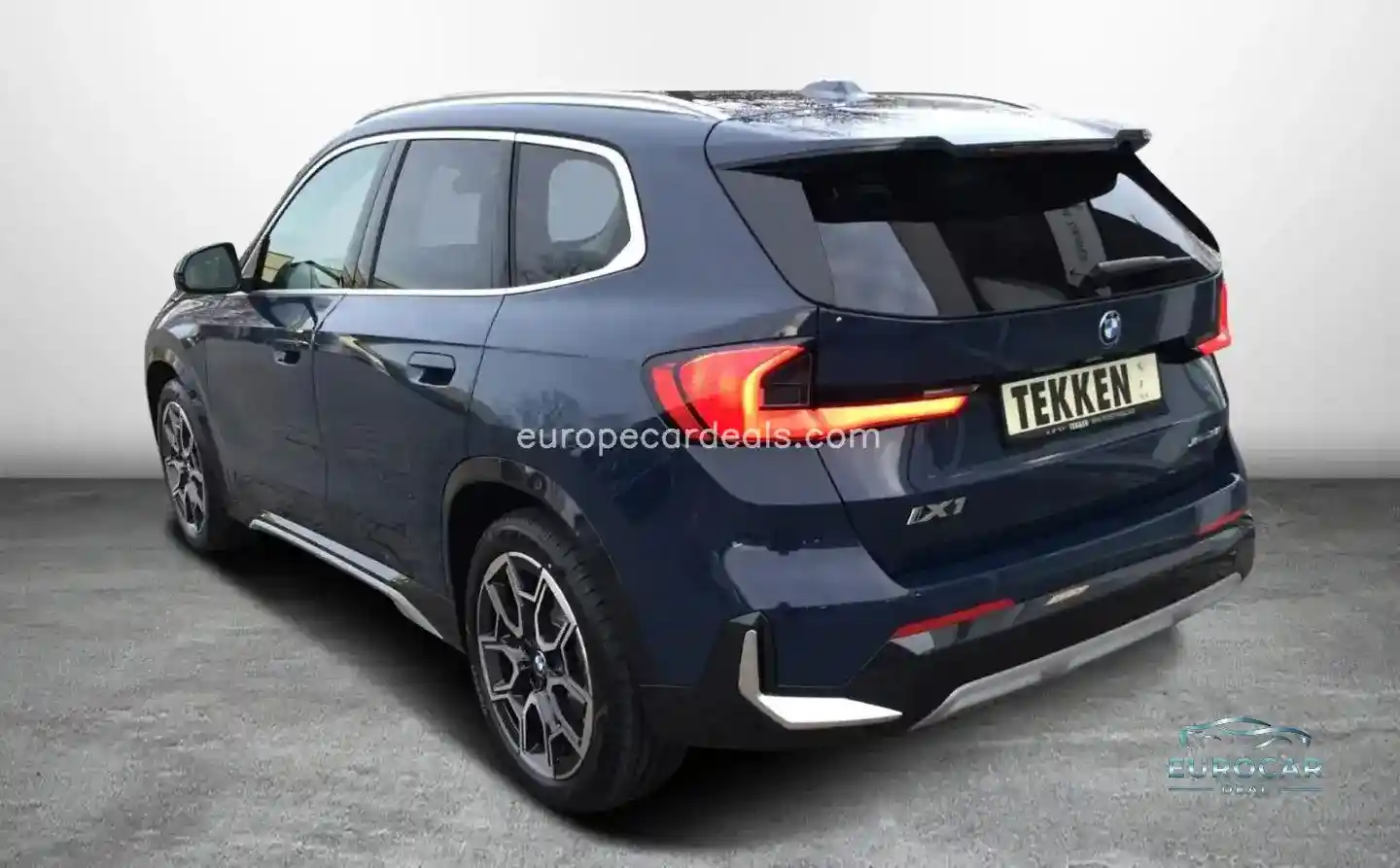 BMW iX1