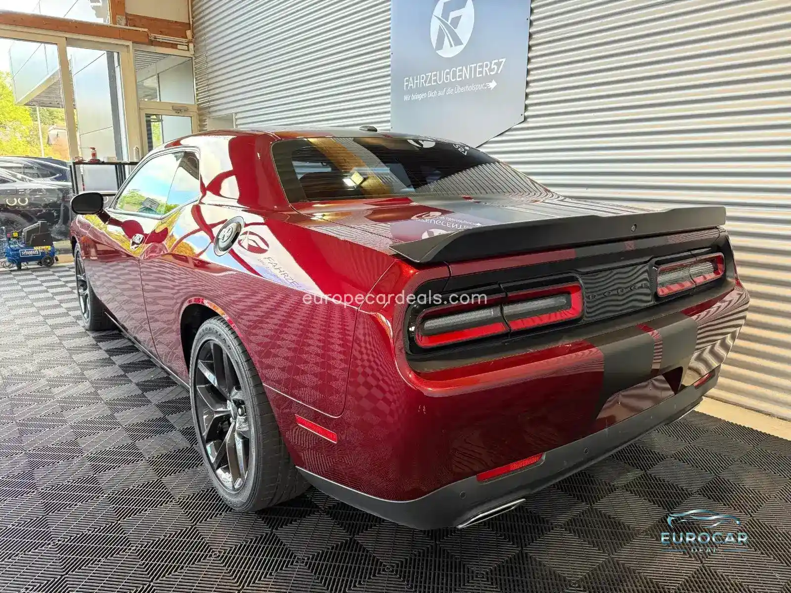 Dodge Challenger