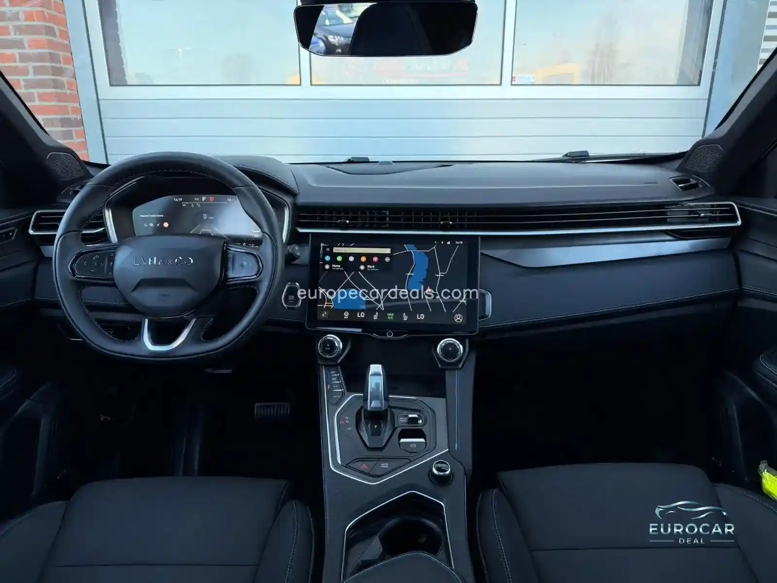 Lynk&Co 01