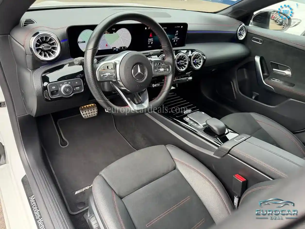 Mercedes-Benz CLA 200