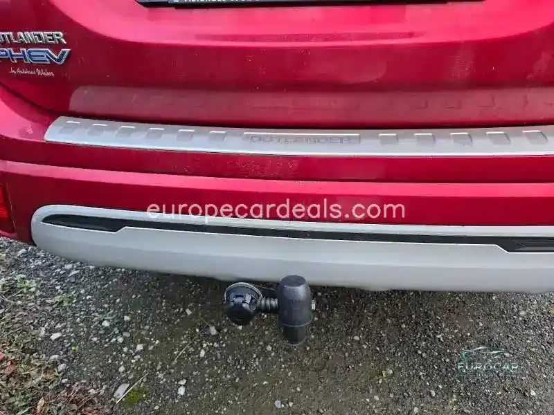 Mitsubishi Plug-in Hybrid Outlander