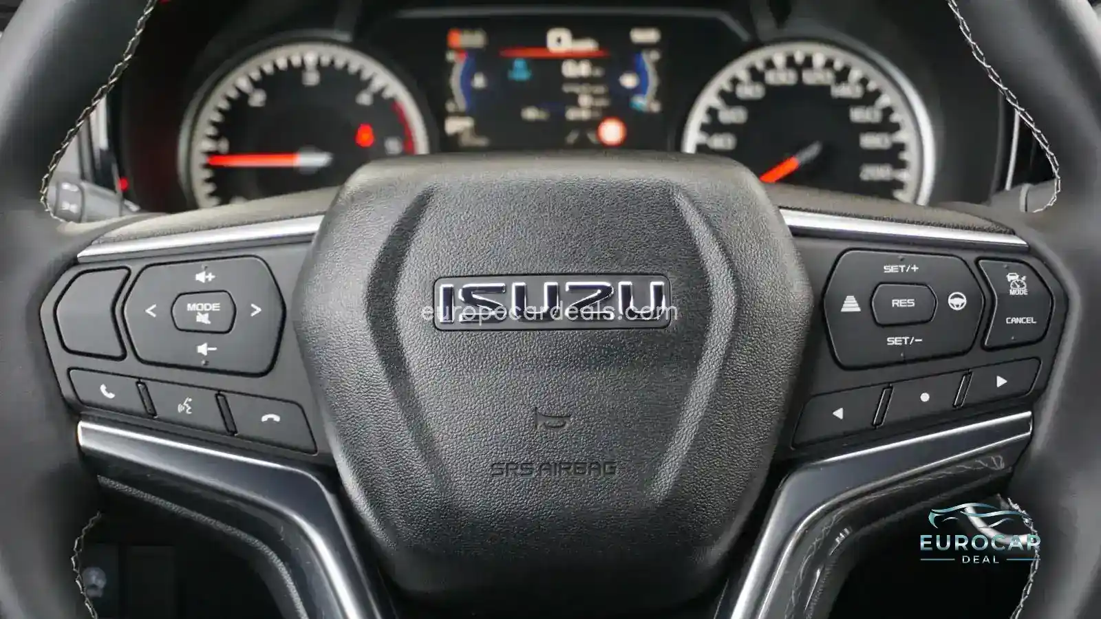 Double Cap 4WD V-Cross A/T *AKTION*