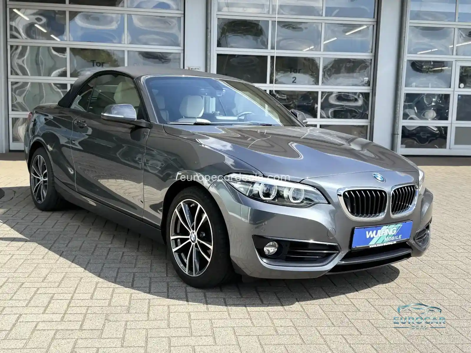 BMW 218