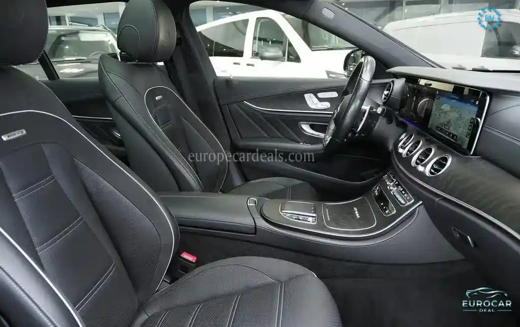 Mercedes-Benz E 63 AMG