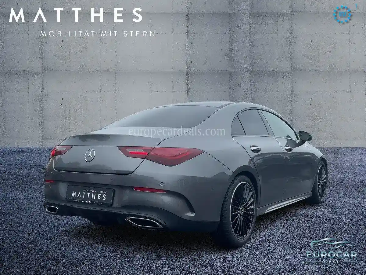 Mercedes-Benz CLA 220
