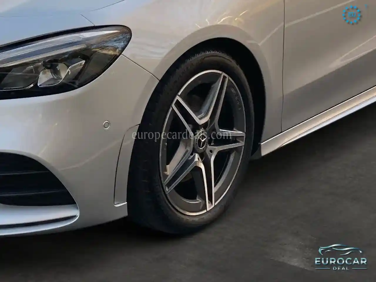 Mercedes-Benz B 200