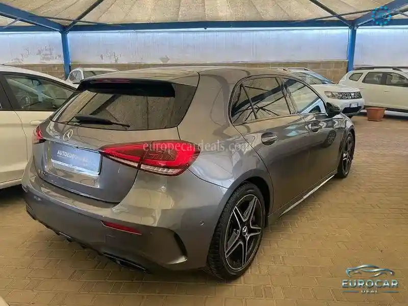 Mercedes-Benz A 180