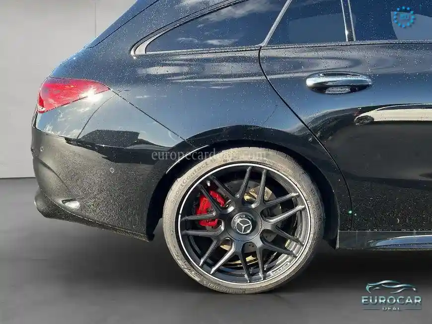 Mercedes-Benz CLA 45 AMG Shooting Brake