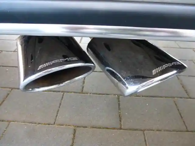 Mercedes-Benz G 500