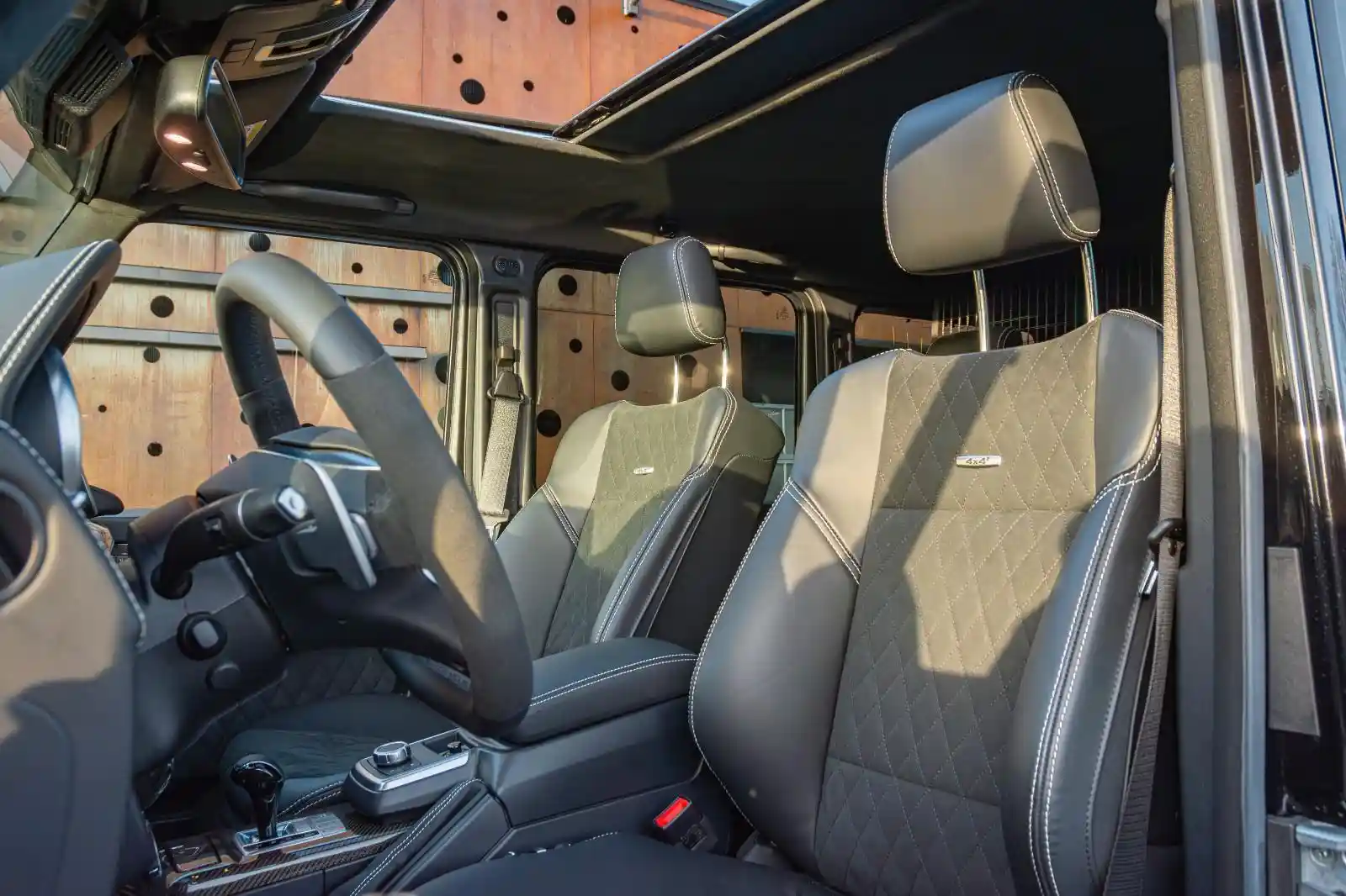 Mercedes-Benz G 500