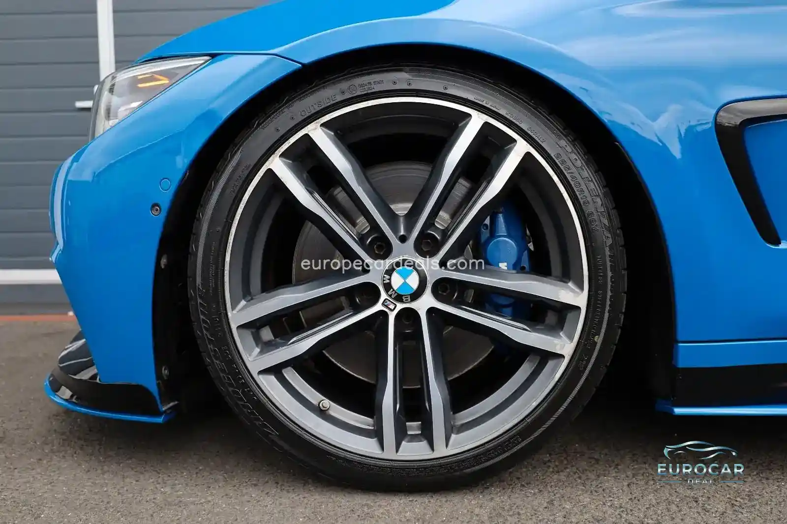 BMW 440