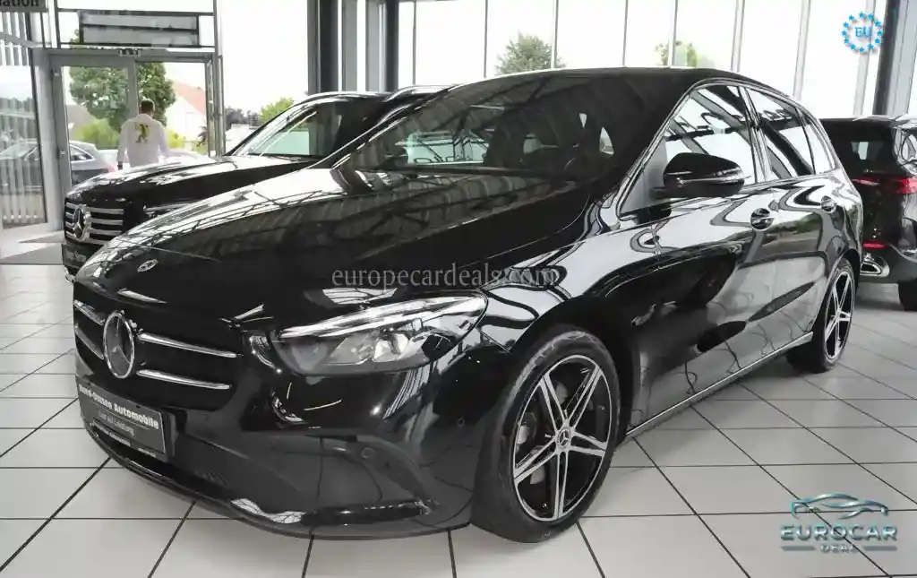 Mercedes-Benz B 220