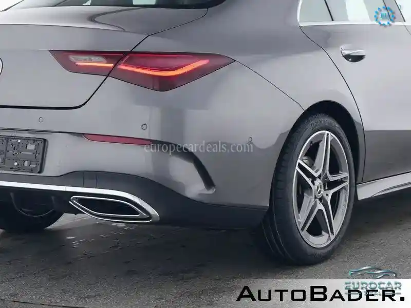 Mercedes-Benz CLA 180