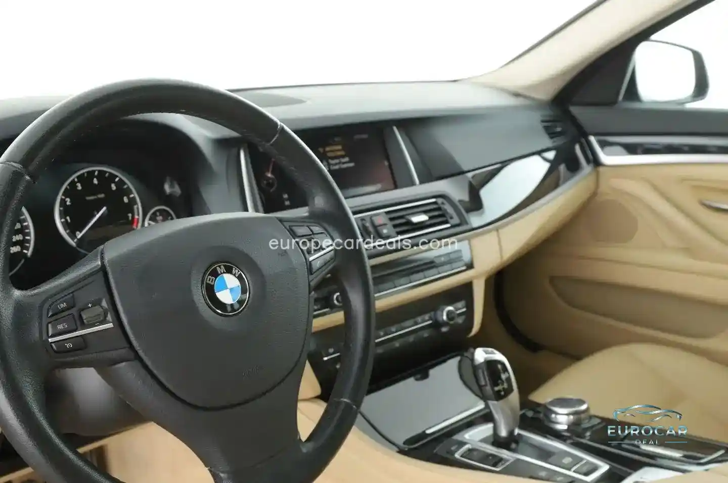 BMW 528