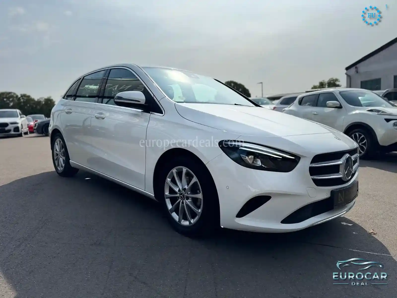 Mercedes-Benz B 180
