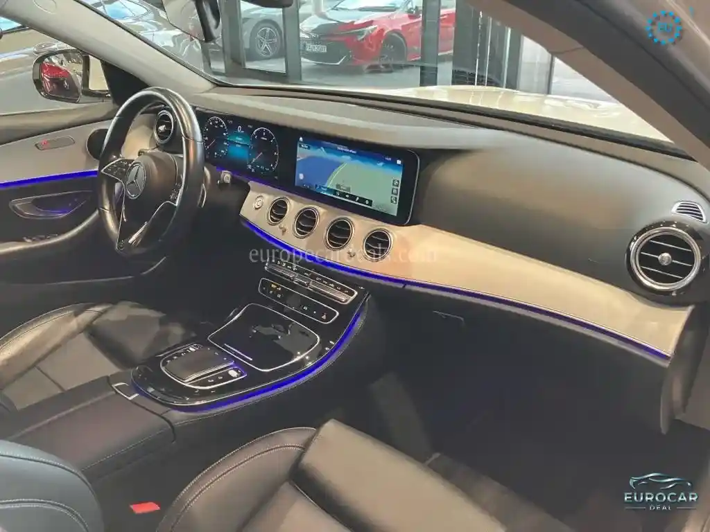 Mercedes-Benz E 220