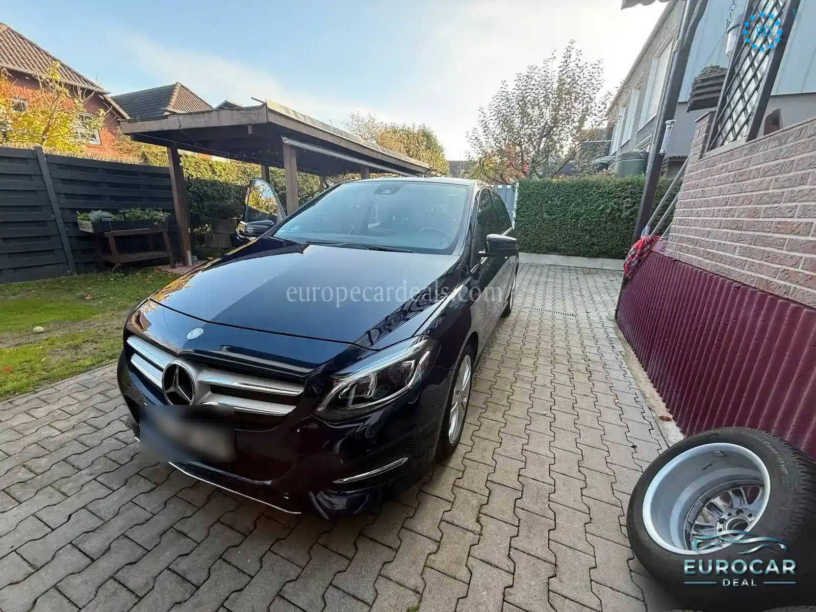 Mercedes-Benz B 180