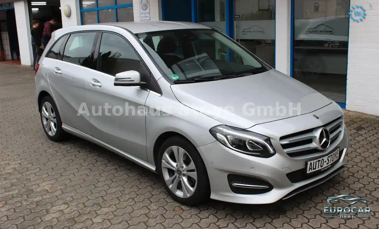 Mercedes-Benz B 200
