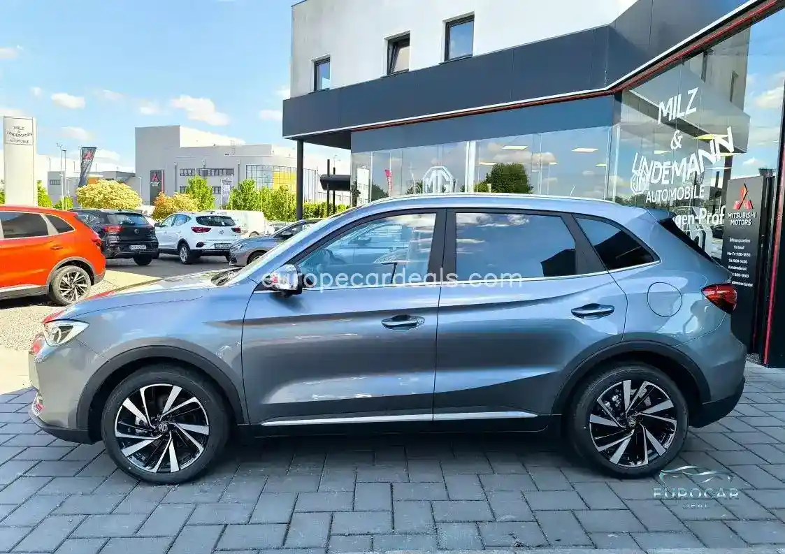 MG ZS