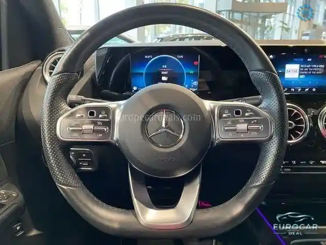 Mercedes-Benz B 250