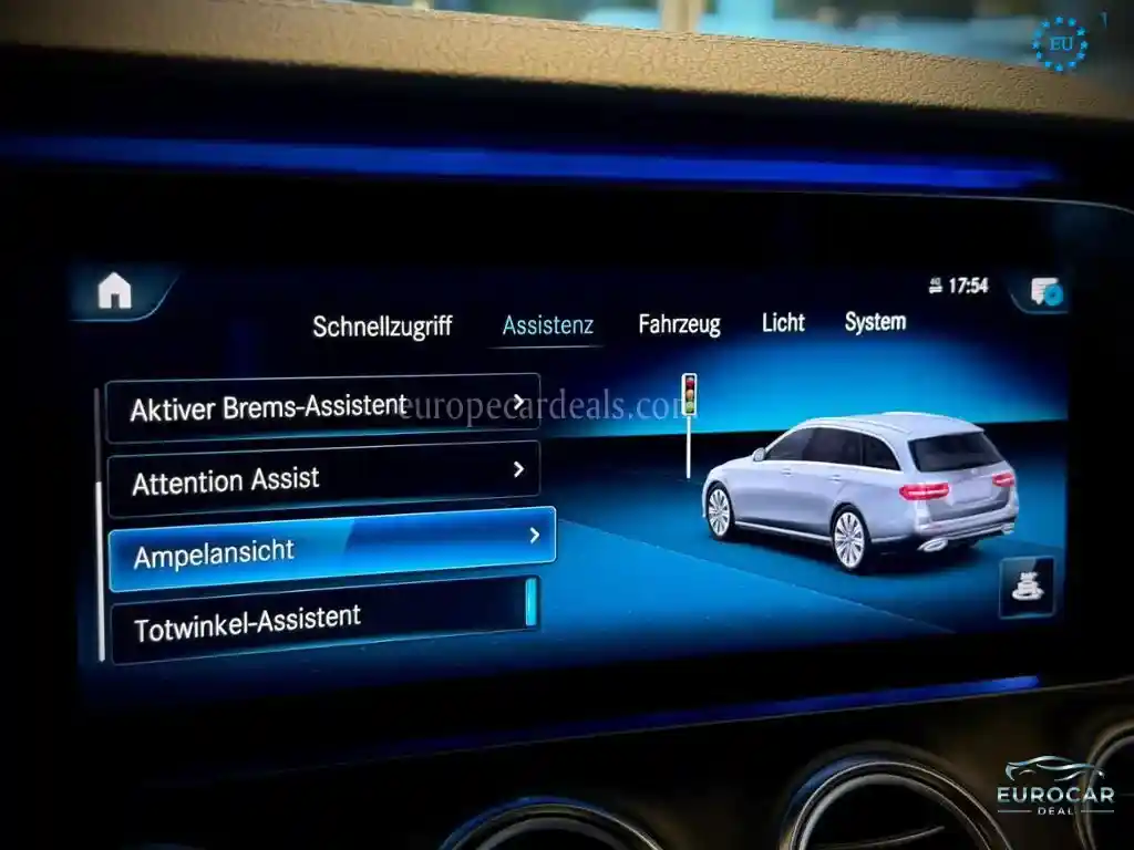 Mercedes-Benz E 220