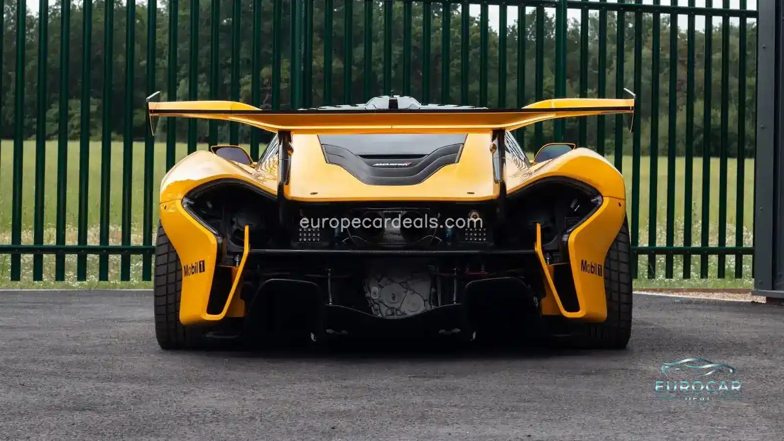 McLaren P1