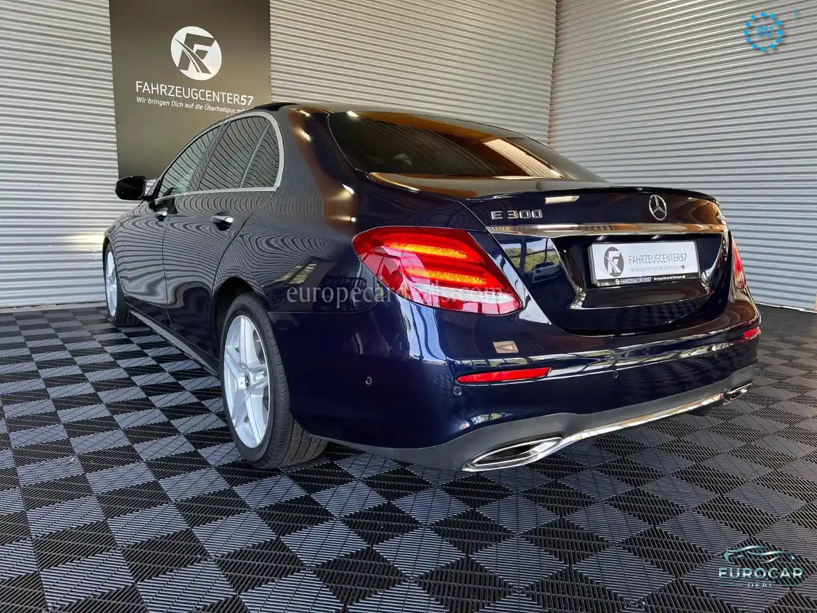 Mercedes-Benz E 300
