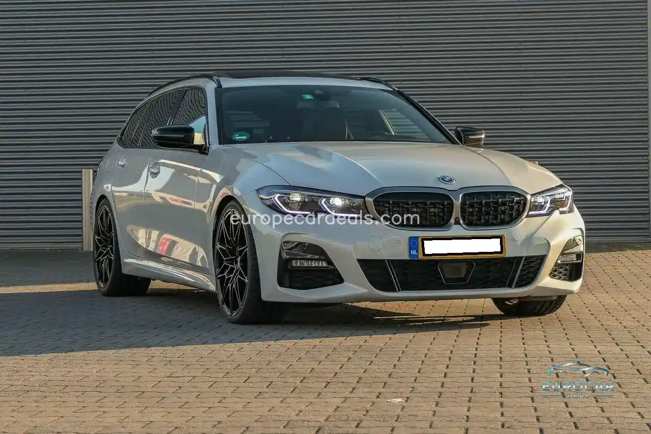 BMW 330