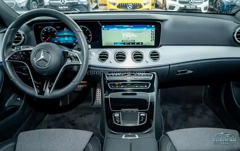 Mercedes-Benz E 220