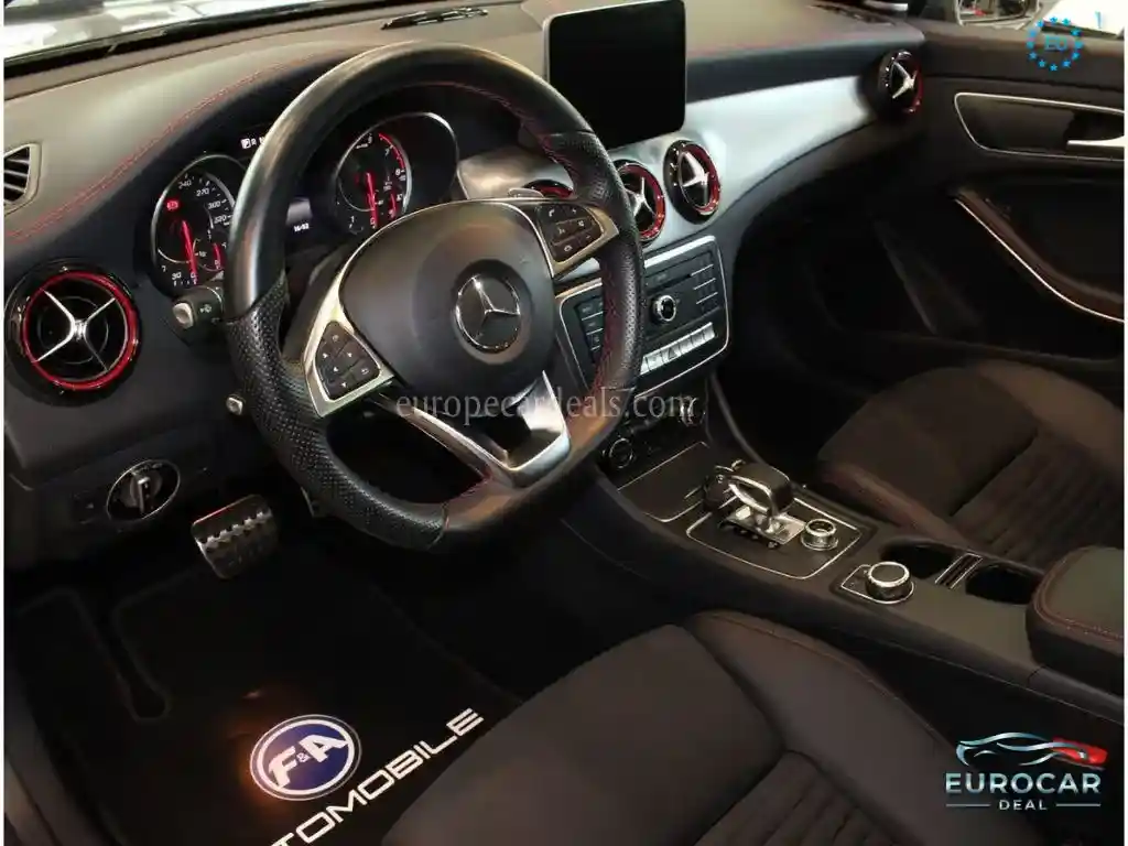 Mercedes-Benz CLA 45 AMG Shooting Brake