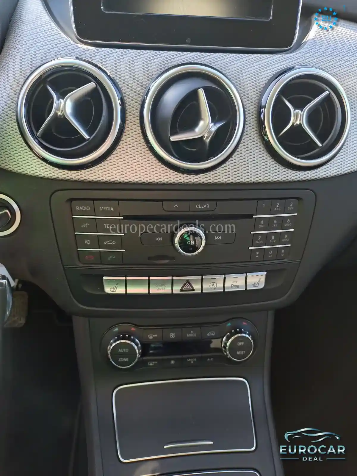 Mercedes-Benz B 200