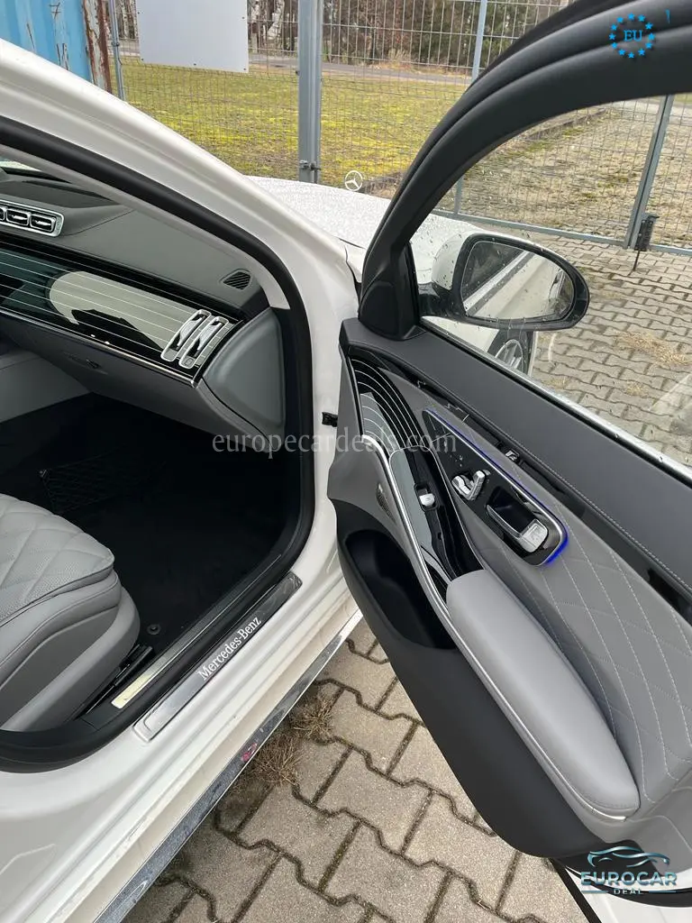 Mercedes-Benz S 400