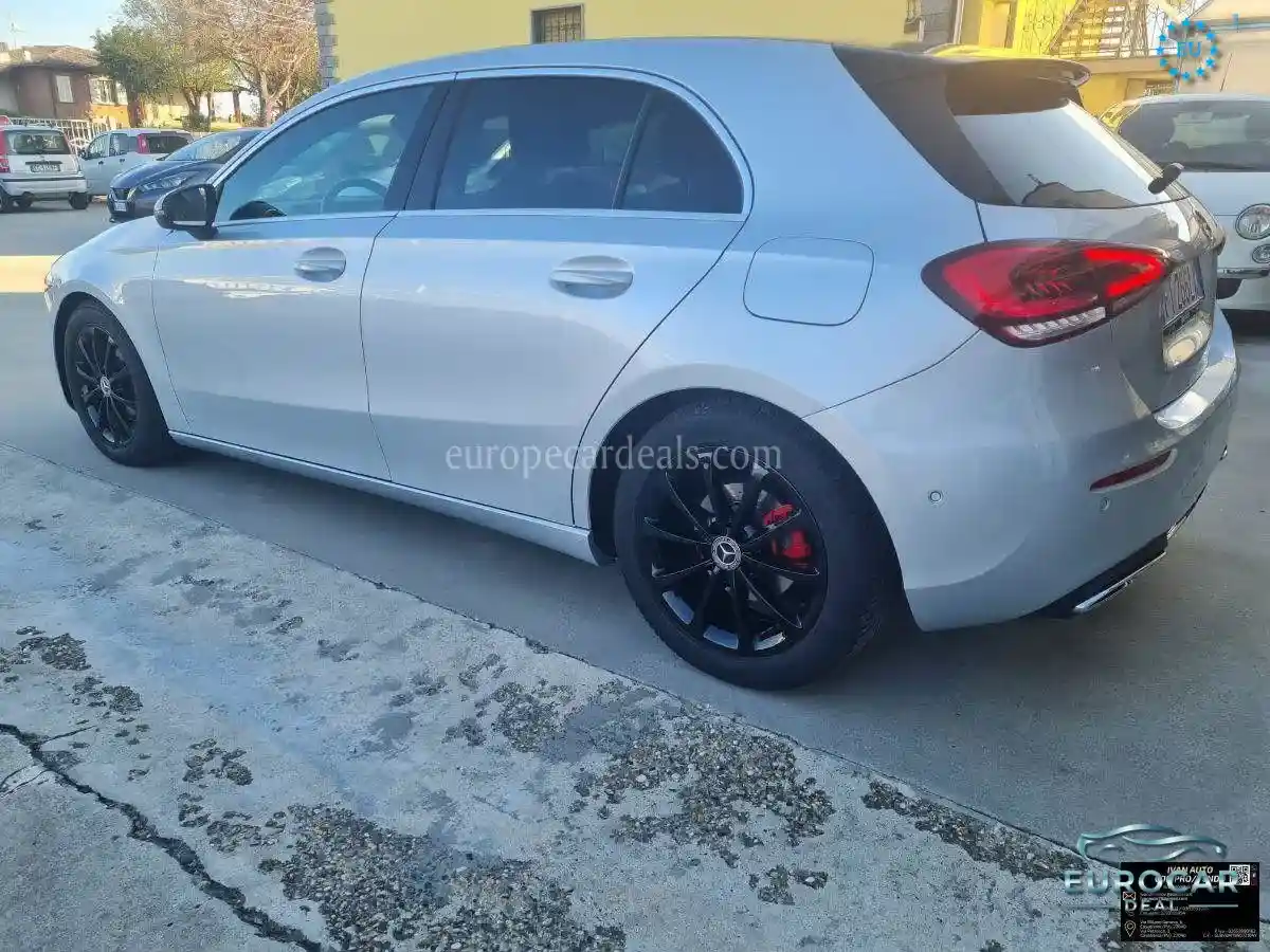 Mercedes-Benz A 180