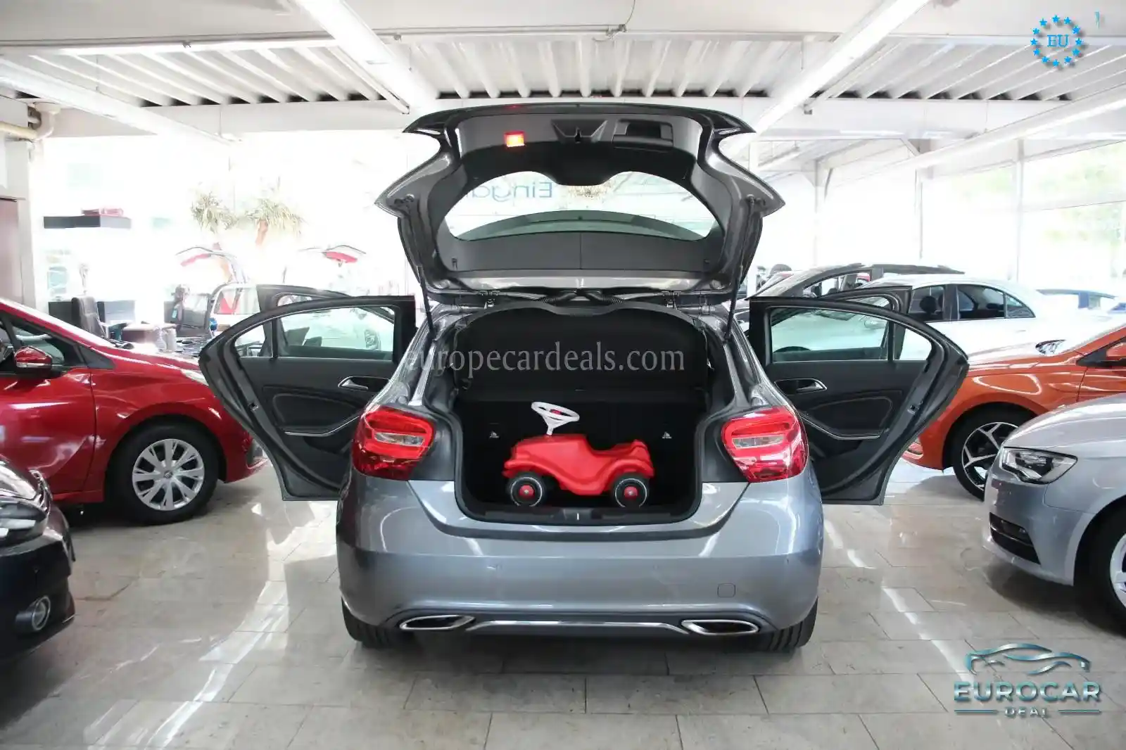 Mercedes-Benz A 180