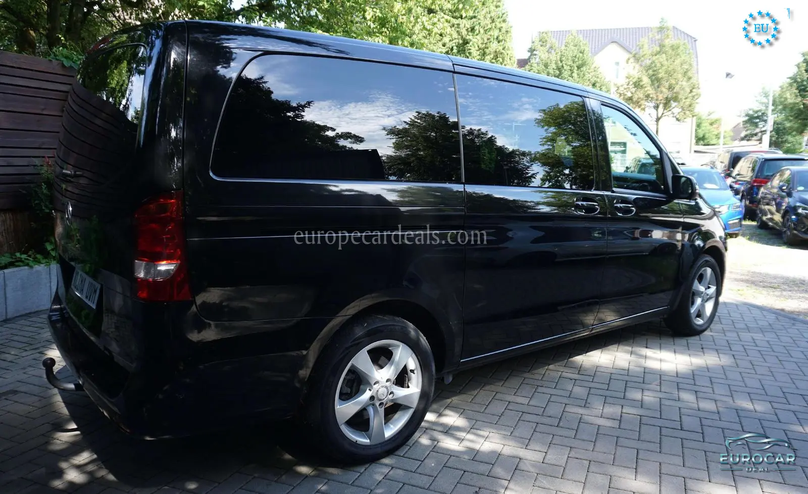 Mercedes-Benz V 220