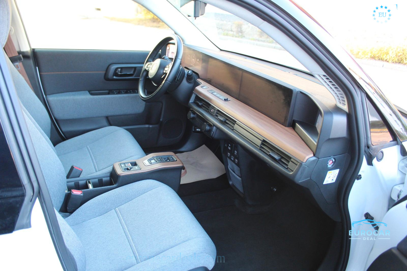 Honda e